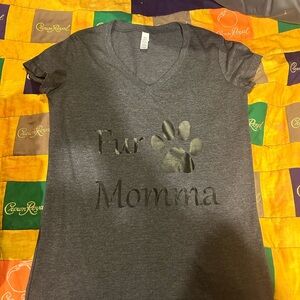 Bella canvas “fur momma” printed shirt size S. Worn once.